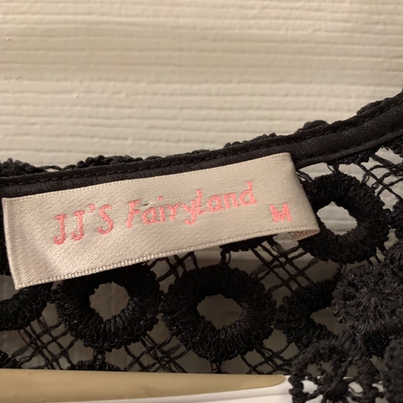 Blouse used once and in fantastic condition - Picture 2 of 6